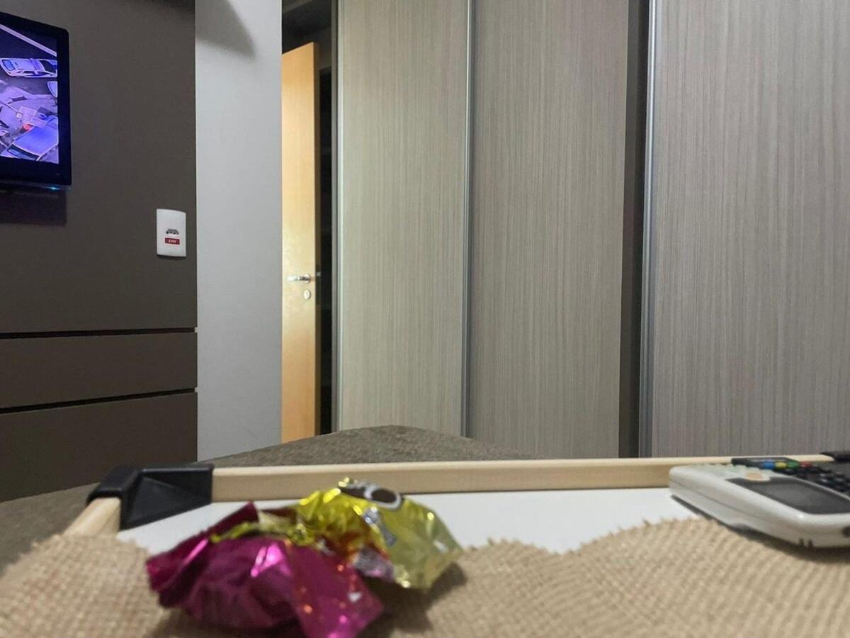 1 Qts.| 2 Hosp. | Jacuzzi Na Varanda | Linda Vista 戈亚尼亚 外观 照片