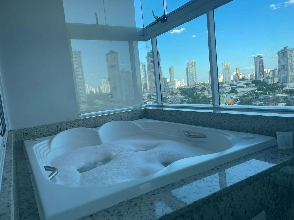 1 Qts.| 2 Hosp. | Jacuzzi Na Varanda | Linda Vista 戈亚尼亚 外观 照片